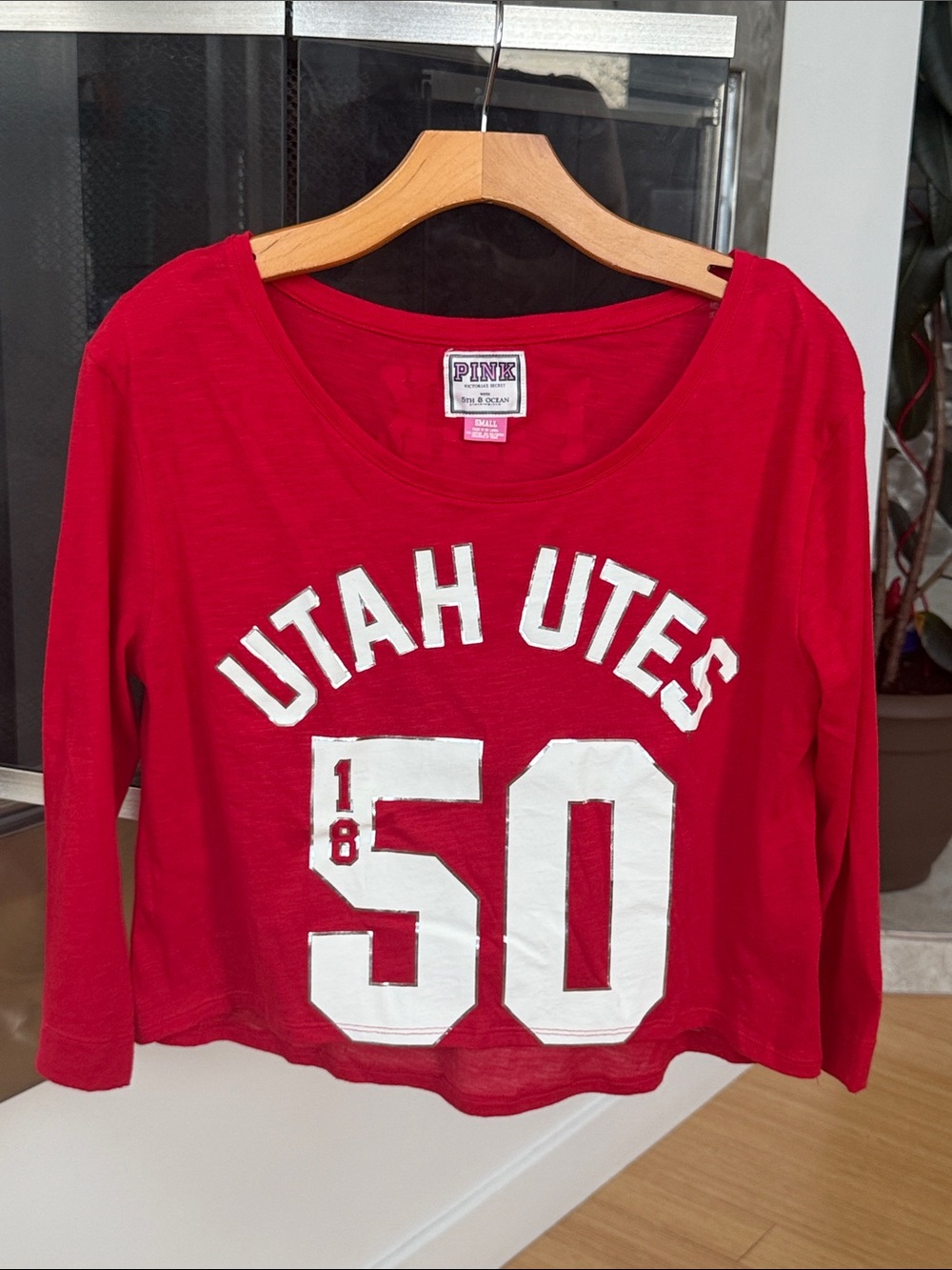 Victoria's Secret PINK University of Utah shirt